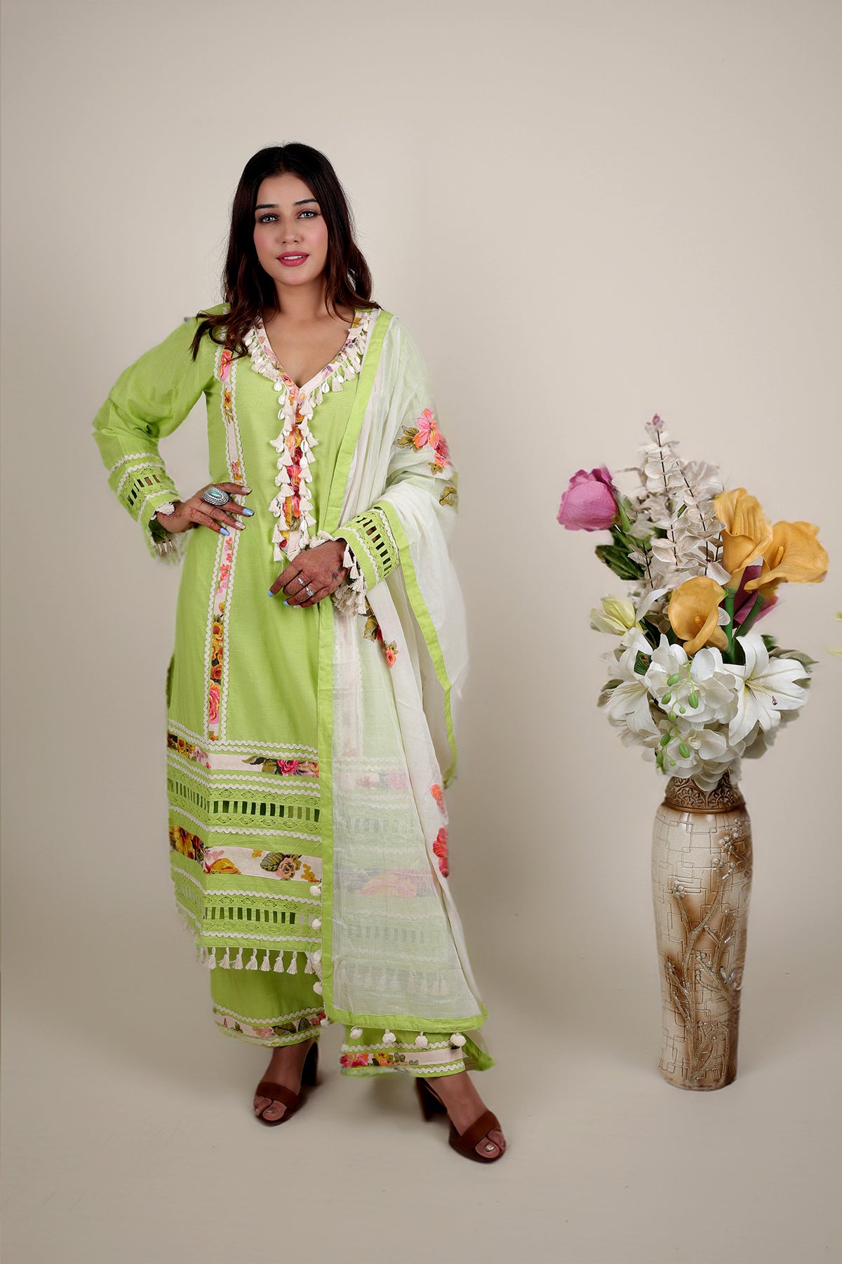 Lime Green Kurta Set with Pent in Cotton
