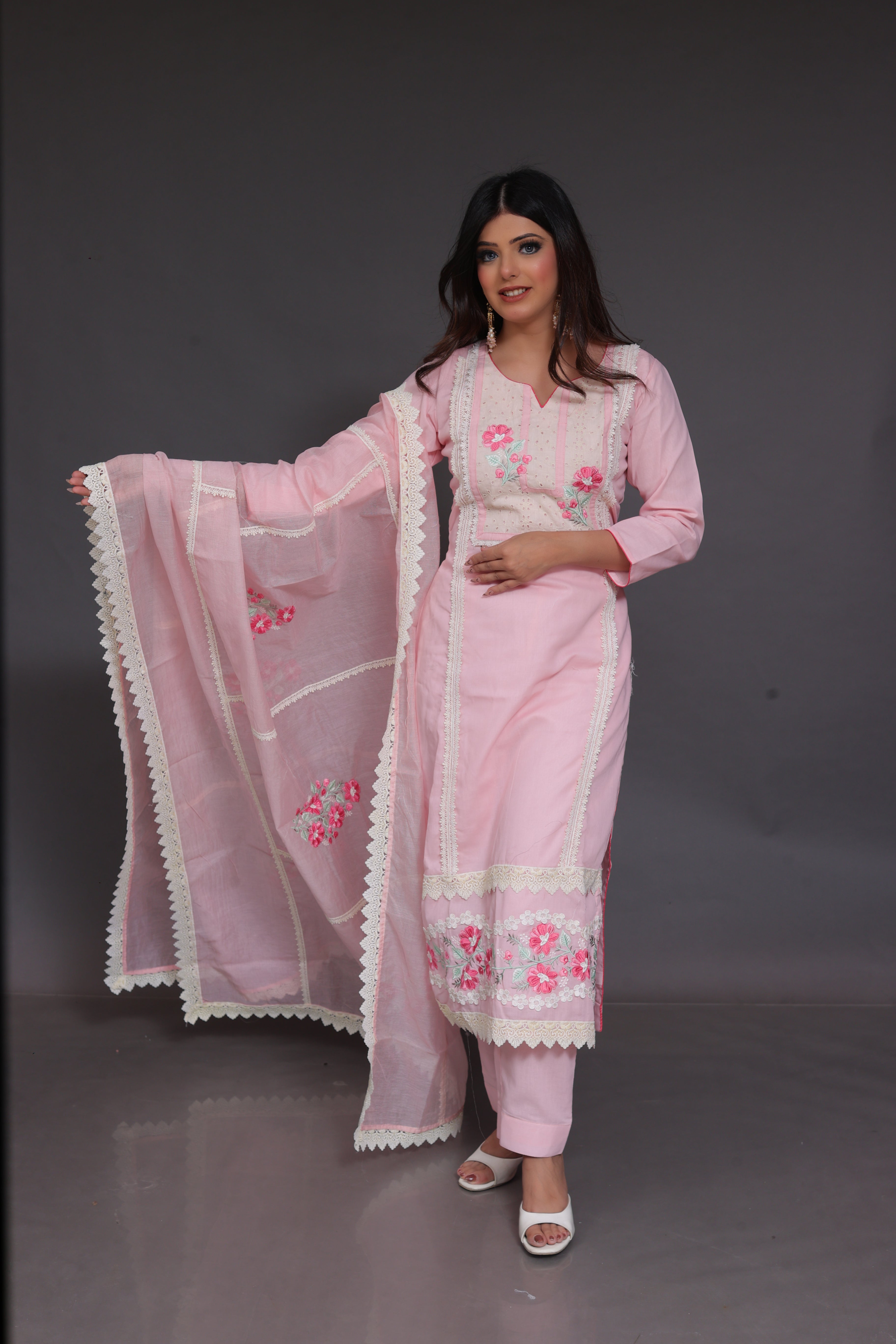 Baby Pink Readymade pent suit in organza
